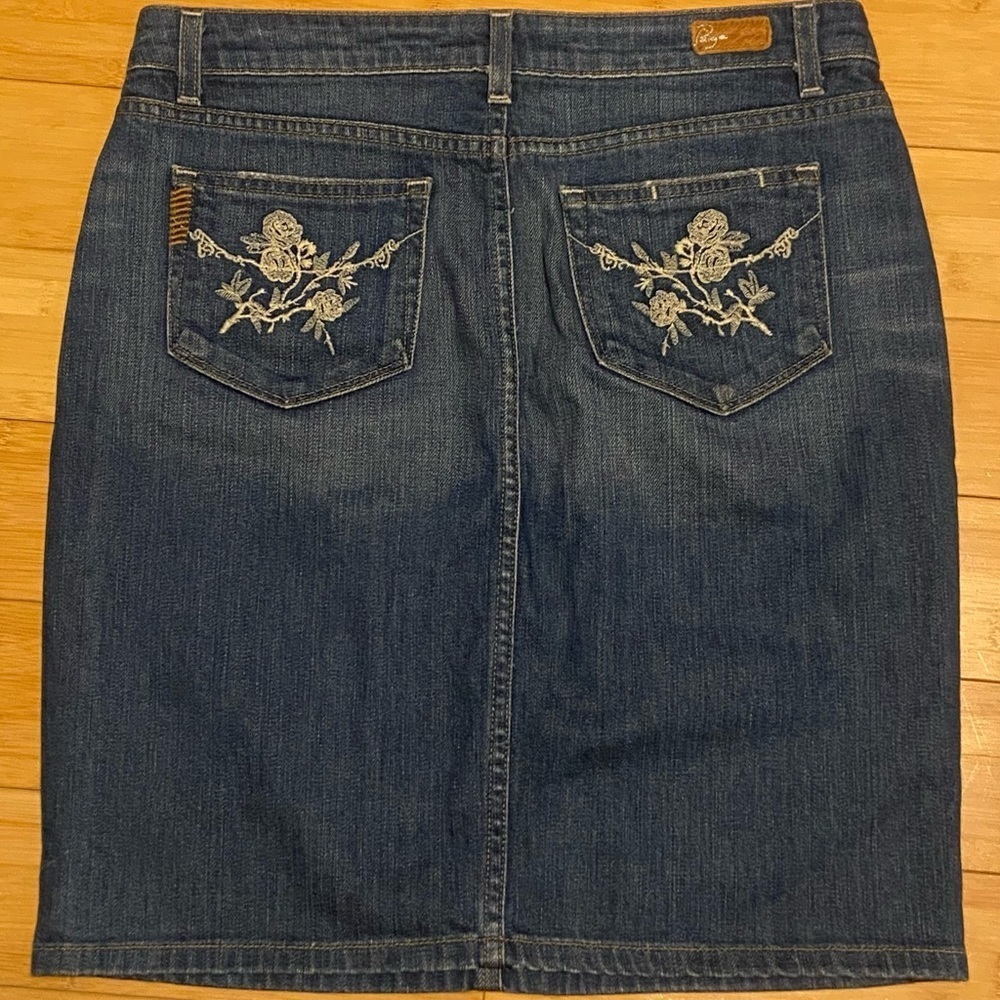 PAIGE Denim Embroidered Mini Skirt Boho Western Size 29 - Picture 4 of 9